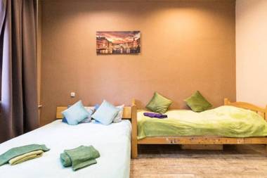 B5/47 TWO SEPARATE BEDROOMS - MAIDAN - INDEPENDENCE SQUARE