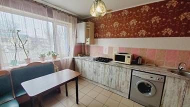 Яновского 3к