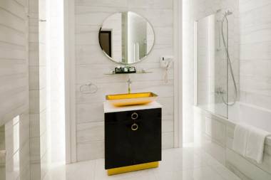 Mirax Sapphire Boutique Hotel