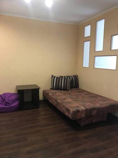 Apartment Geroev Truda