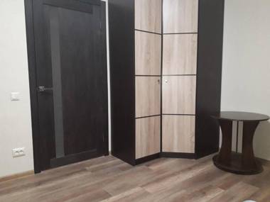 Apartment 30 m2 on Sergei Esenin 11