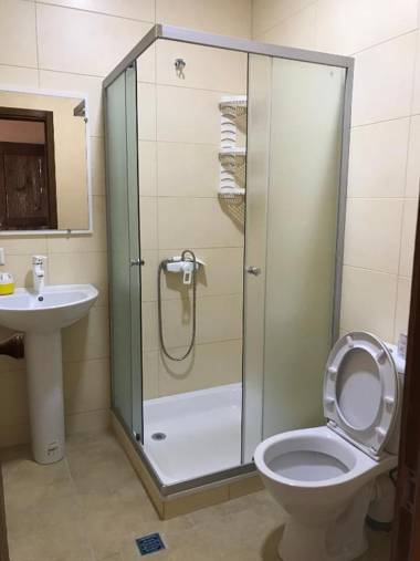 Two-floor apartments and studio 2-х этажные апартаменты и студия в самом центре