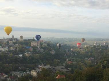 Rooms with Fortetsya View 2