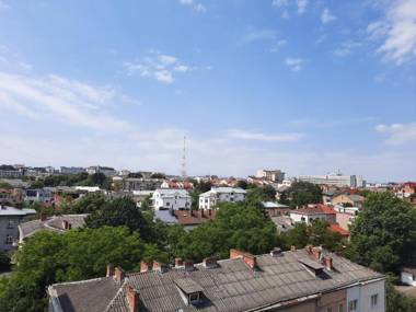 NEW Luxury Studio Apartment