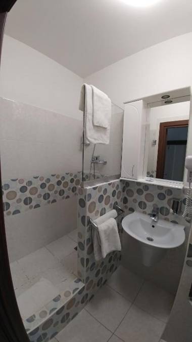 SkyTech Most City Hotel 19 floor PANORAMIC VIEW