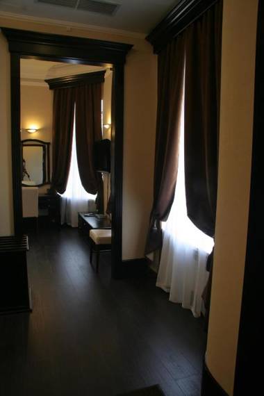 Hotel Business Apartments