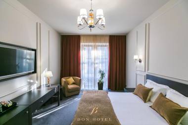 Bon Hotel