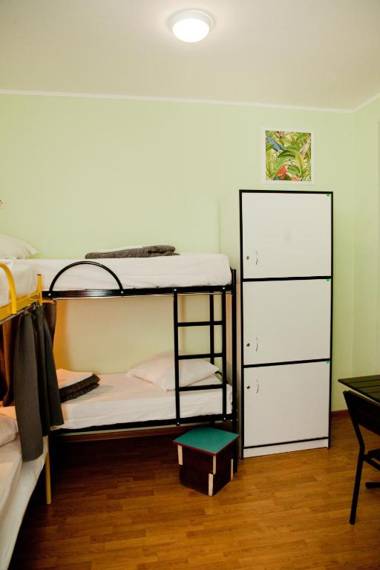 Capsularhouse Hostel