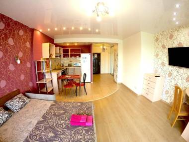 LUX studio river view 24 floor - Kirova 27D