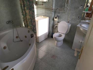 Lux in the center with Jacuzzi Most City Area