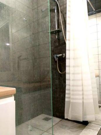 Тихий lux левый берег Караван