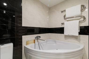 Luxury 2-bedroom Most City Area center