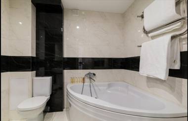 Luxury 2-bedroom Most City Area center