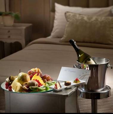 Apartment New building in center