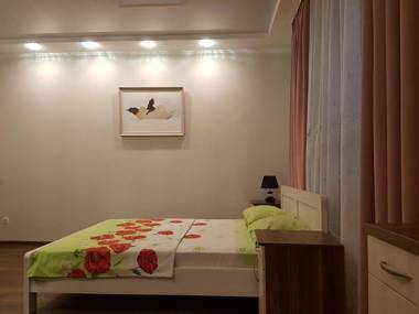 Chernigov City Apartments na Peremohy