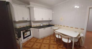 Запорізька 19. City Rooms