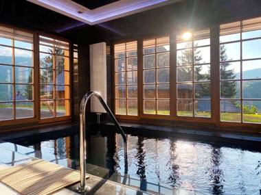 Апарт-Готель "Панщина"