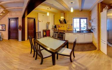 Gallery of Mountains Holiday Home