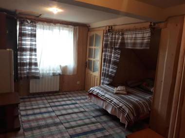 Gostynnyi Dvir u Marichky