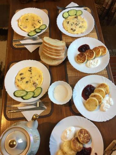 At Starunchakiv family