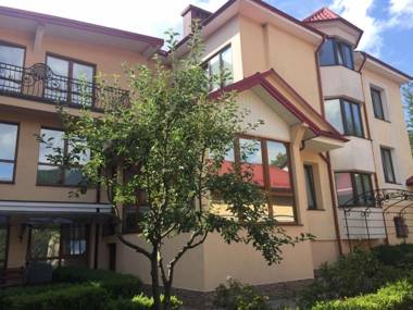 Петрос Family Hotel