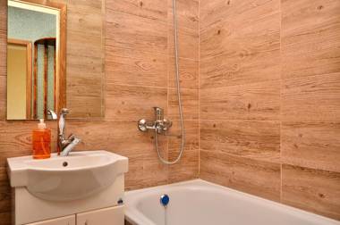 Героїв Танкістів 8