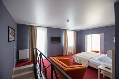 Sribni Leleky Hotel & Spa