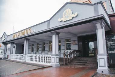 Maximus hotel