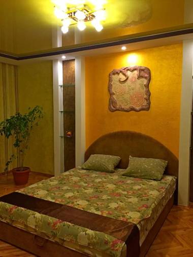 Apartment on Hrushevskoho 28