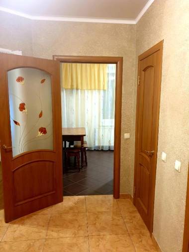 Apartment on Chornovola 44