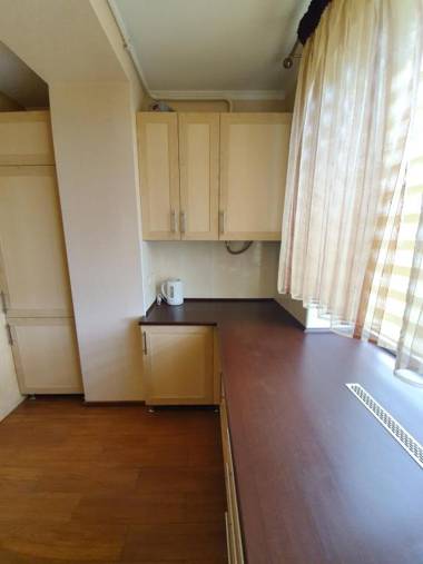 Іващенка 1а