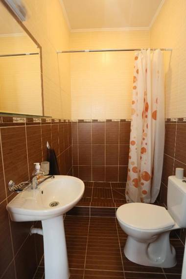 Praktik Hotel & Restaurant