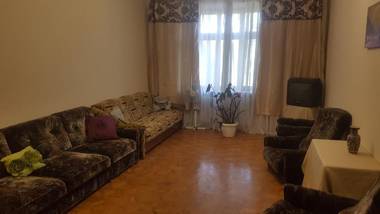 2 комнатные аппартаменты на бульваре Пушкина