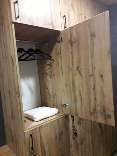 Full House Hotel & Capsule Hostel Rivne