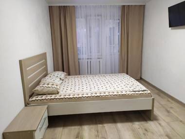 Нова 2х кімнатна в центре