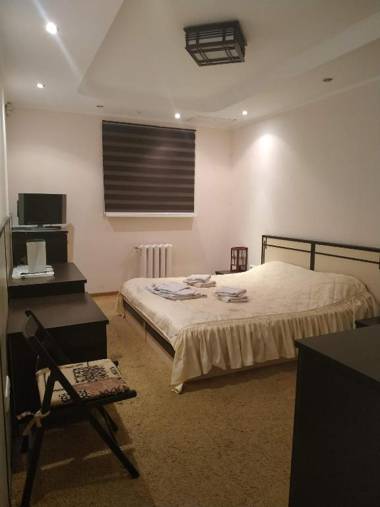 Mini-hotel Chabany Lake - Мини-отель у Озера Чабаны