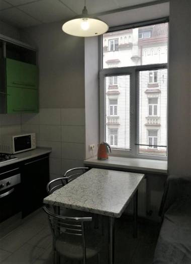 2х кімнатна квартира у Львові поряд з залізничним вокзалом