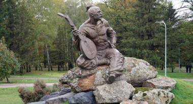 KR Apartments on Metalurhiv 31