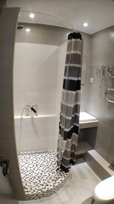 2 badroom KR Apartments on Metalurhiv 19