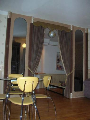 Apartments Arhitektora Artynova