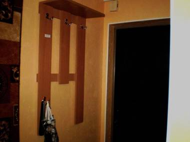 Небольшая студия пр. Центральный 148 1этаж-9этажного дома WI-FI 2 дивана и 2 кресла