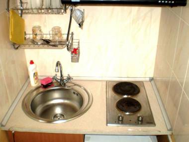 МИНИ СТУДИЯ пр.Центральный 148 в/у WI-FI 1 диван 1/9