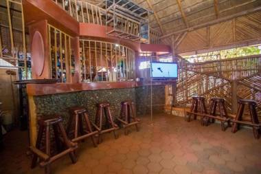 Brimax Hotel