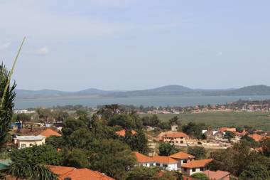 International hotel 2000