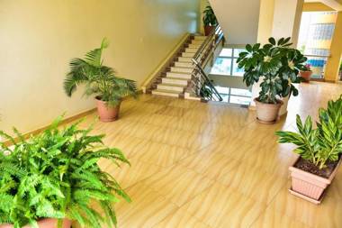 Magnificent serviced 1 and 2 bedroom Apartments