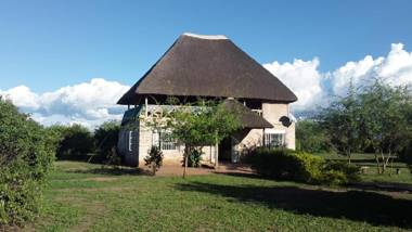 Engiri Game Lodge and Campsite