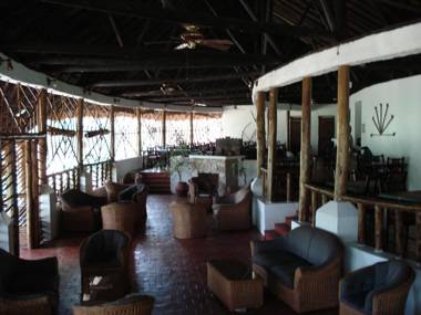 Sambiya River Lodge