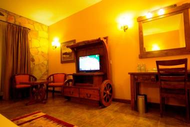 Mountains of the Moon Hotel