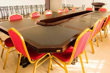 Reinah Tourist Hotel