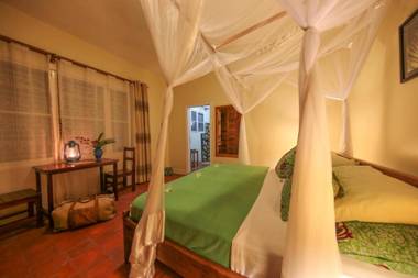 Papyrus Guest House